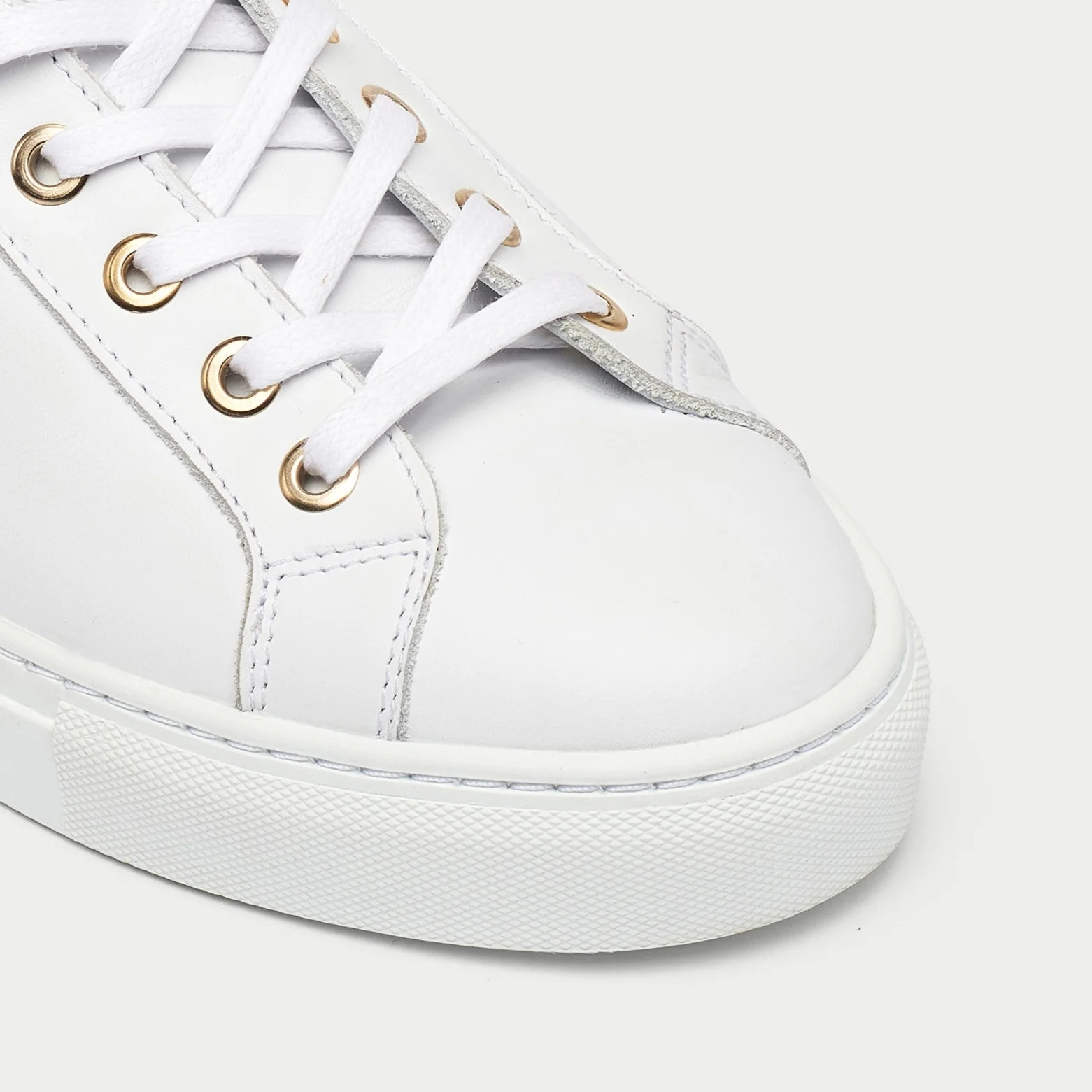 Star - Smooth White Leather & Champagne Trainers - Image 4